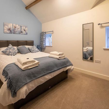 Caer Fedwen Barns Clwyd Cottage Two Bed, Barn Conversion With Private Hot Tub Bodfari Kültér fotó